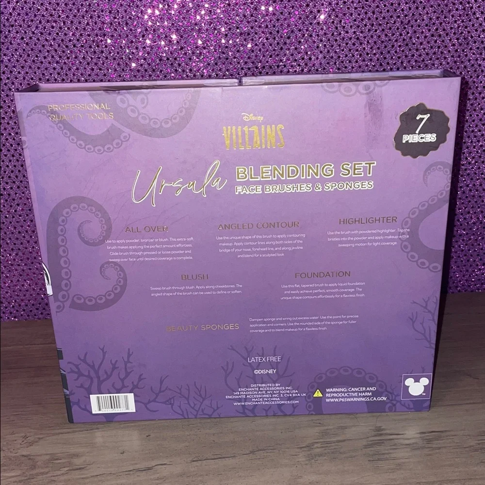 Disney Villains Ursula Purple Makeup Brush Set - Picture 5 of 7